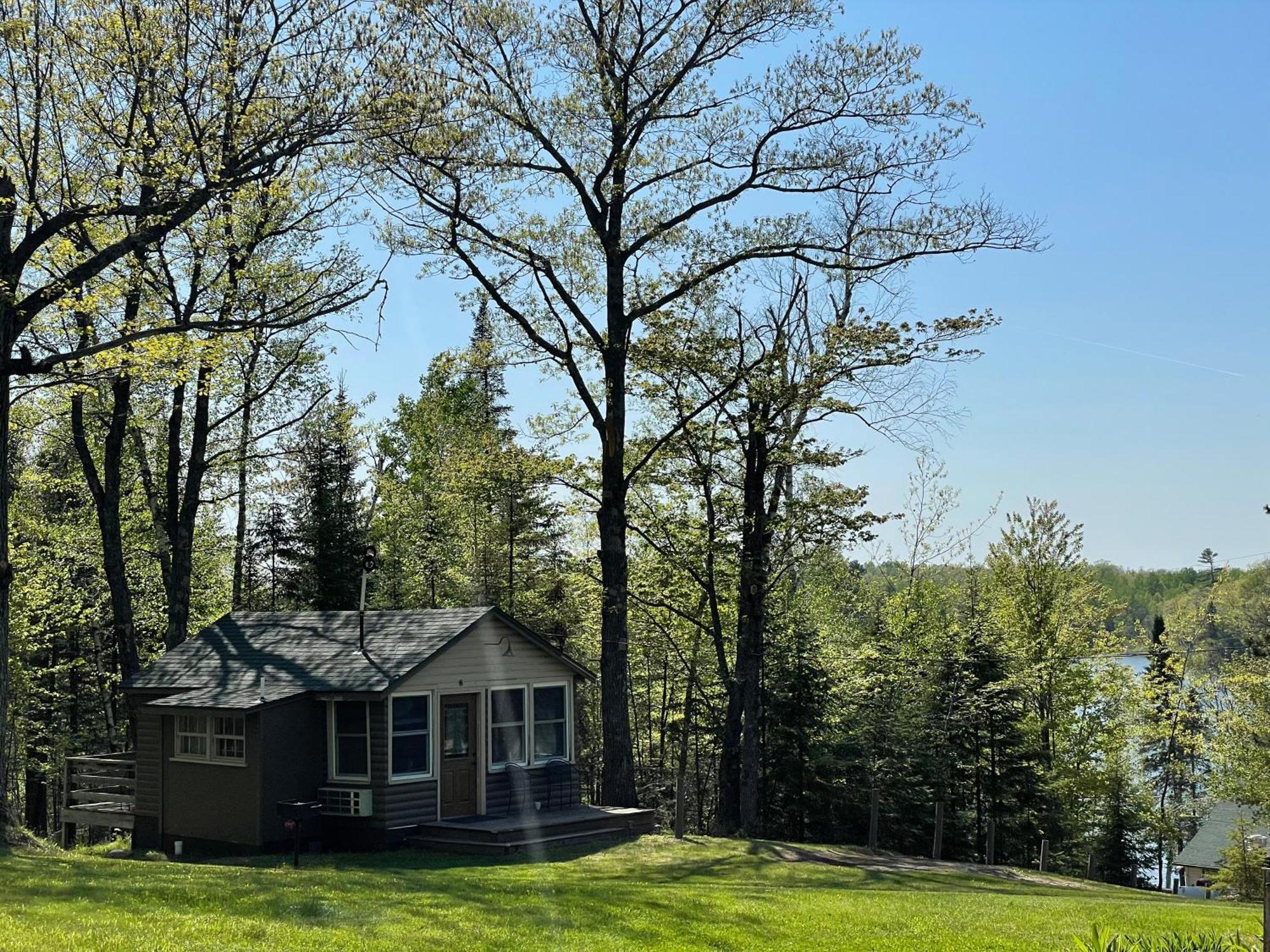 Hanging Horn Lakeside Resort Moose Lake Exterior photo